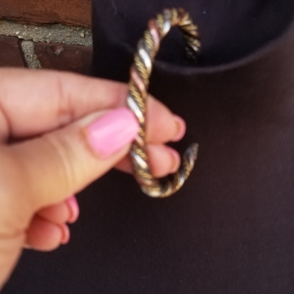 Vintage tri color open bangle bracelet - Picture 8 of 9